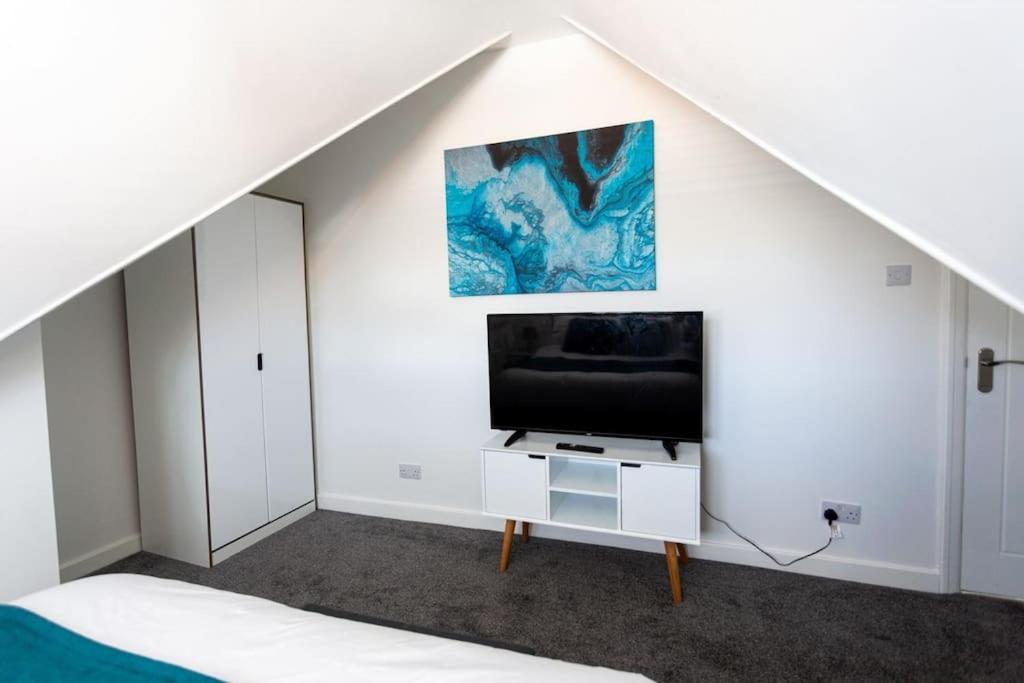 2 Bed Apartment Near The Beach Southend-on-Sea Exterior photo