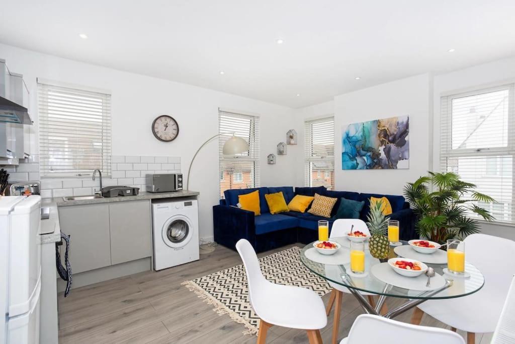 2 Bed Apartment Near The Beach Southend-on-Sea Exterior photo